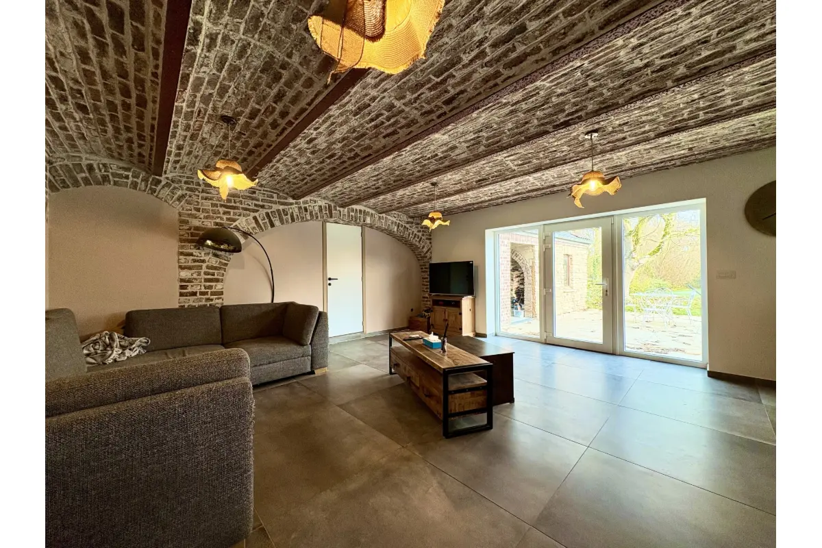 Maison à louer à Hannut 4280 1350.00€ 3 chambres 176.00m² - annonce 639648