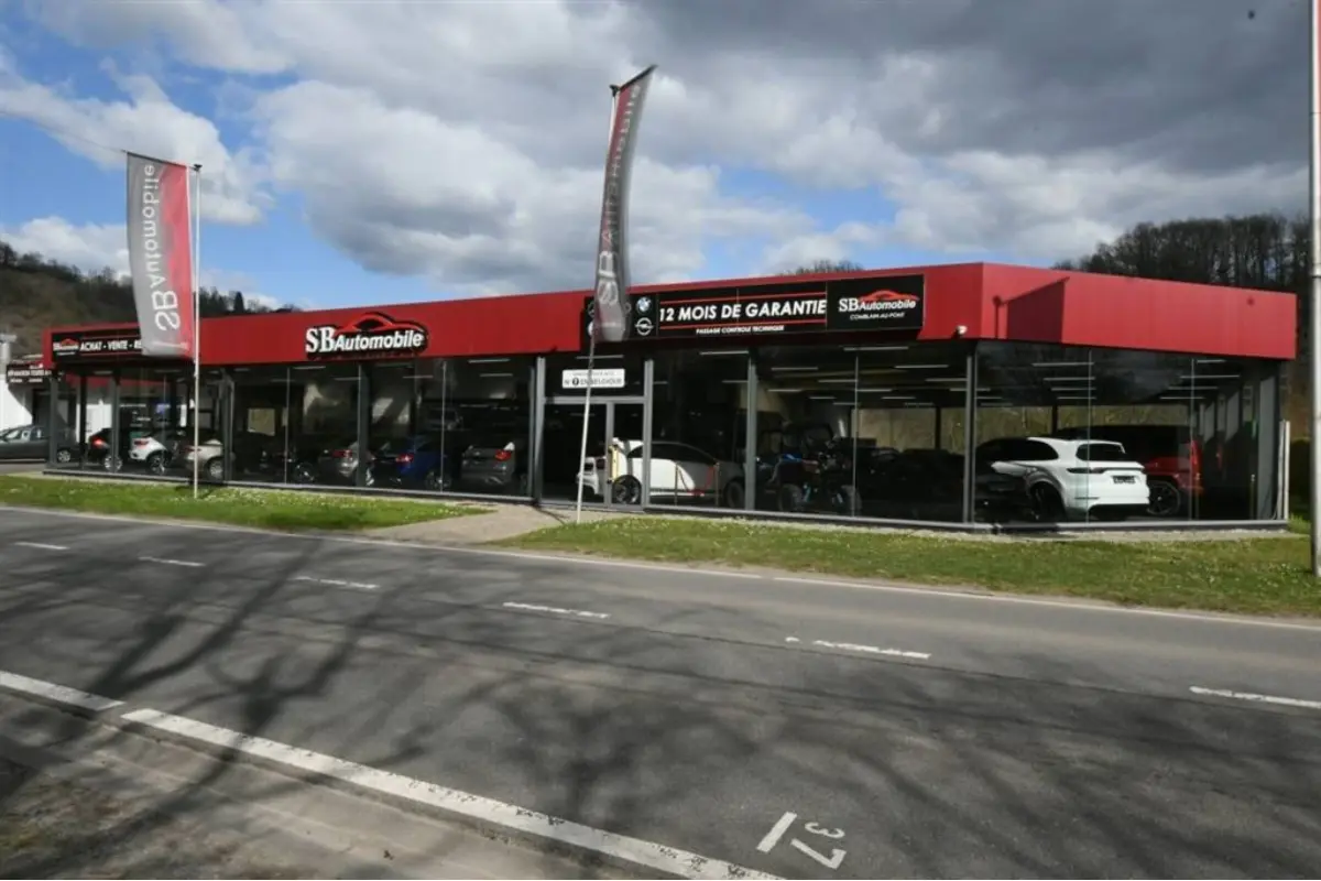 Commerce à vendre à Comblain-au-Pont 4170 700000.00€  chambres m² - annonce 640859