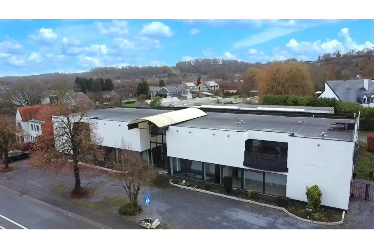 Appartement à louer à Bassenge 4690 1100.00€ 3 chambres 237.00m² - annonce 642669