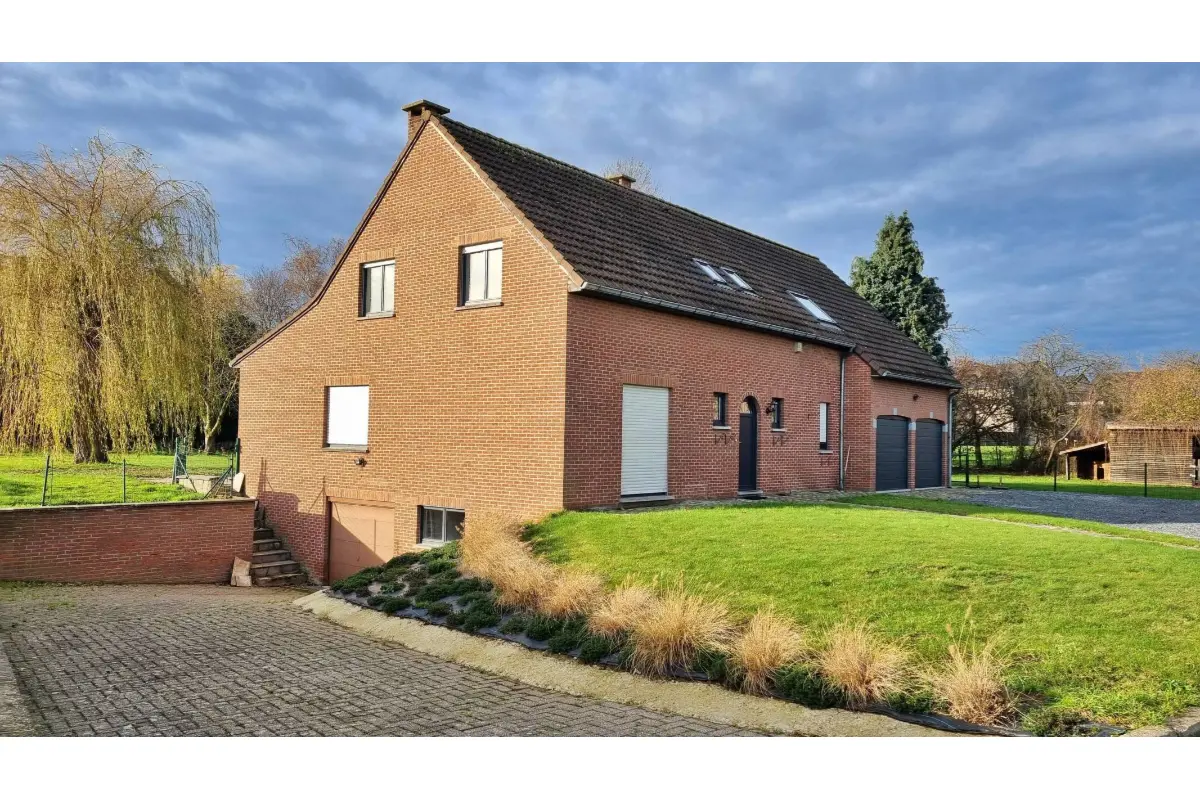 Maison à louer à Juprelle 4450 1250.00€ 4 chambres 251.00m² - annonce 644172