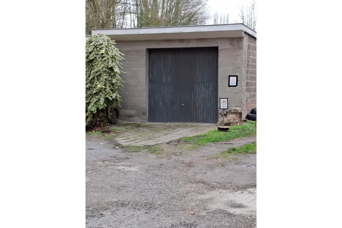 Parking / garage à vendre à Saint-Nicolas 4420 29000.00€  chambres m² - annonce 644319