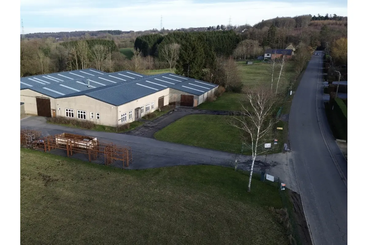 Commerce à louer à Ferrières 4190 1700.00€  chambres 340.00m² - annonce 645397