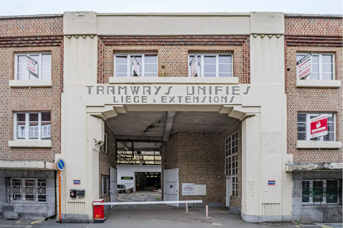 Commerce à vendre à Herstal 4040 1000000.00€  chambres 2400.00m² - annonce 645791