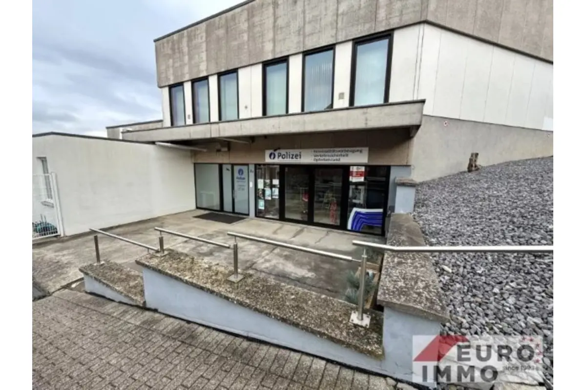 Commerce à vendre à Eupen 4700 250000.00€  chambres 417.00m² - annonce 647582