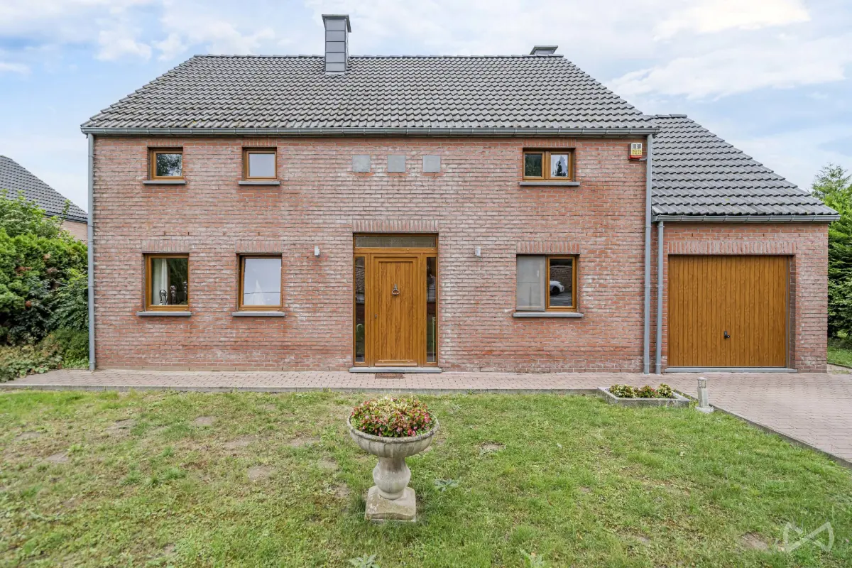 Maison à  à Crisnée 4367 375000.00€ 4 chambres 165.00m² - annonce 649230