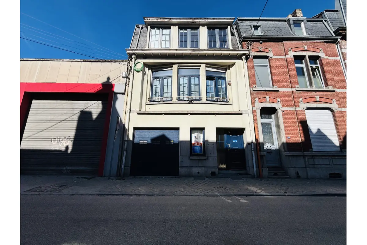 Maison à vendre à Seraing 4100 235000.00€ 6 chambres 273.00m² - annonce 650560