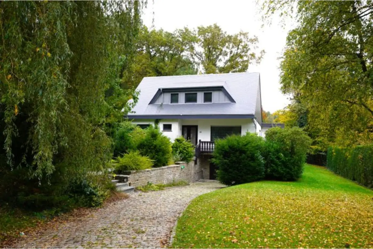 Maison à louer à Moresnet 4850 1800.00€ 4 chambres 279.00m² - annonce 652064