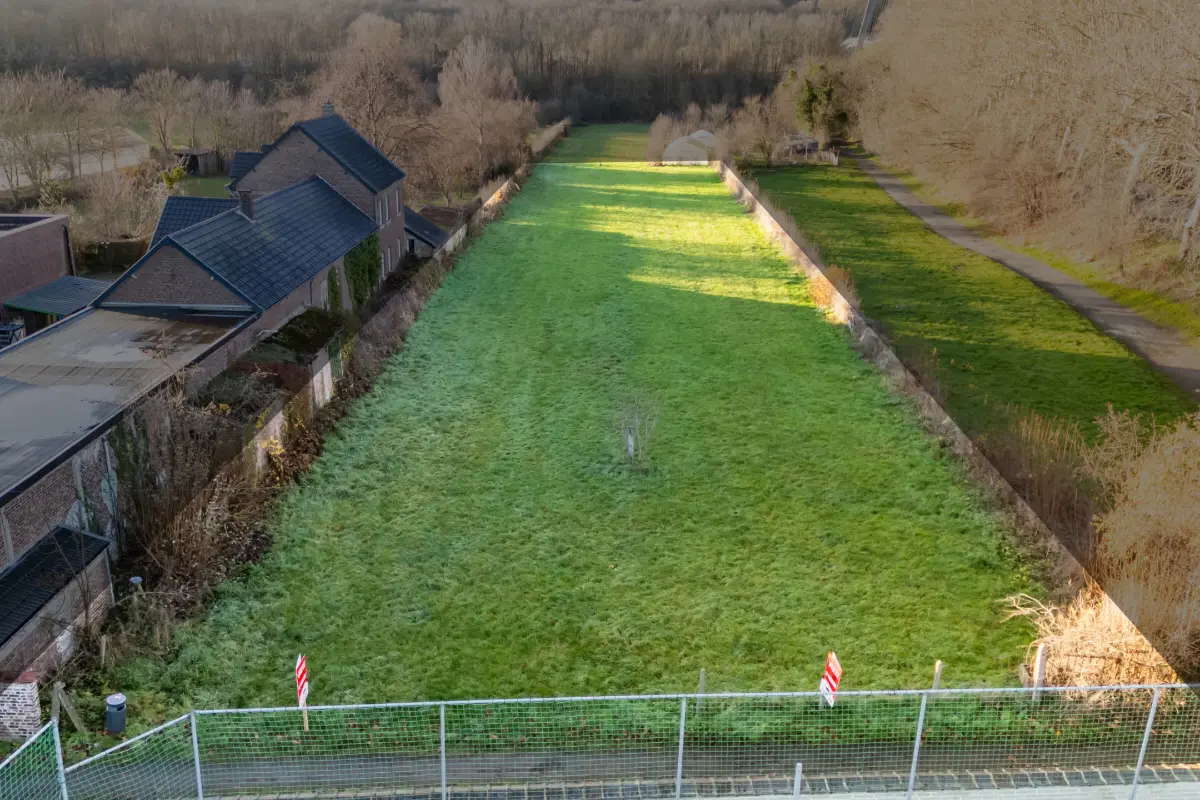 Terrain à vendre à Lanaye 4600 150000.00€  chambres m² - annonce 652893