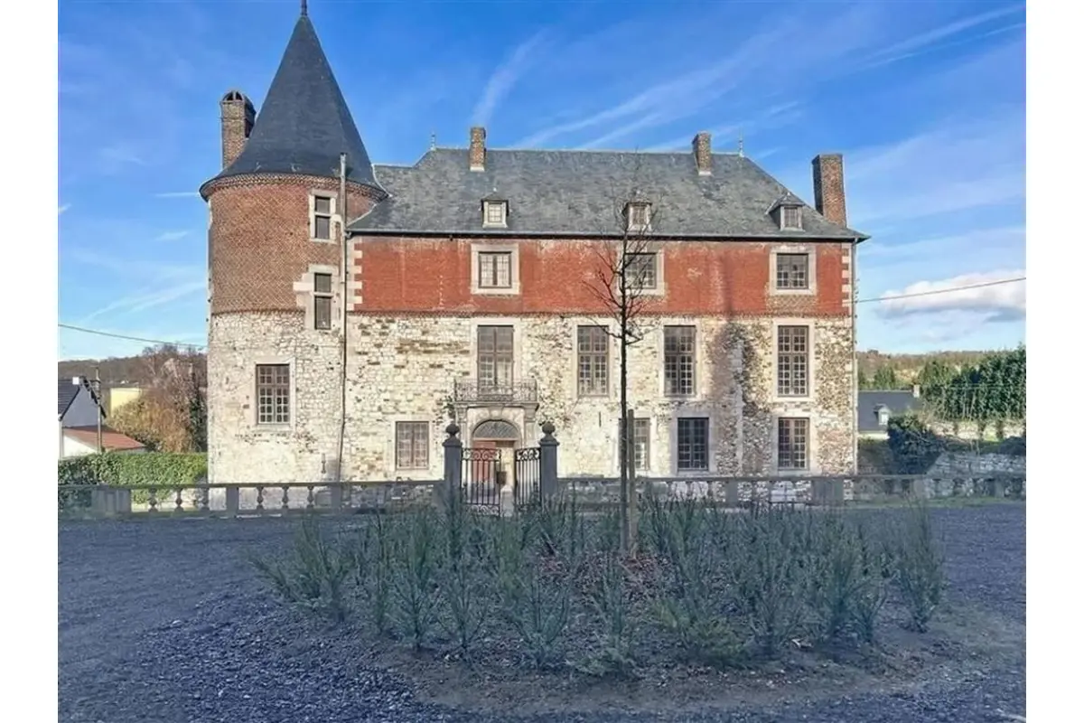Château à vendre à Flémalle 4400 425000.00€ 5 chambres 450.00m² - annonce 731467