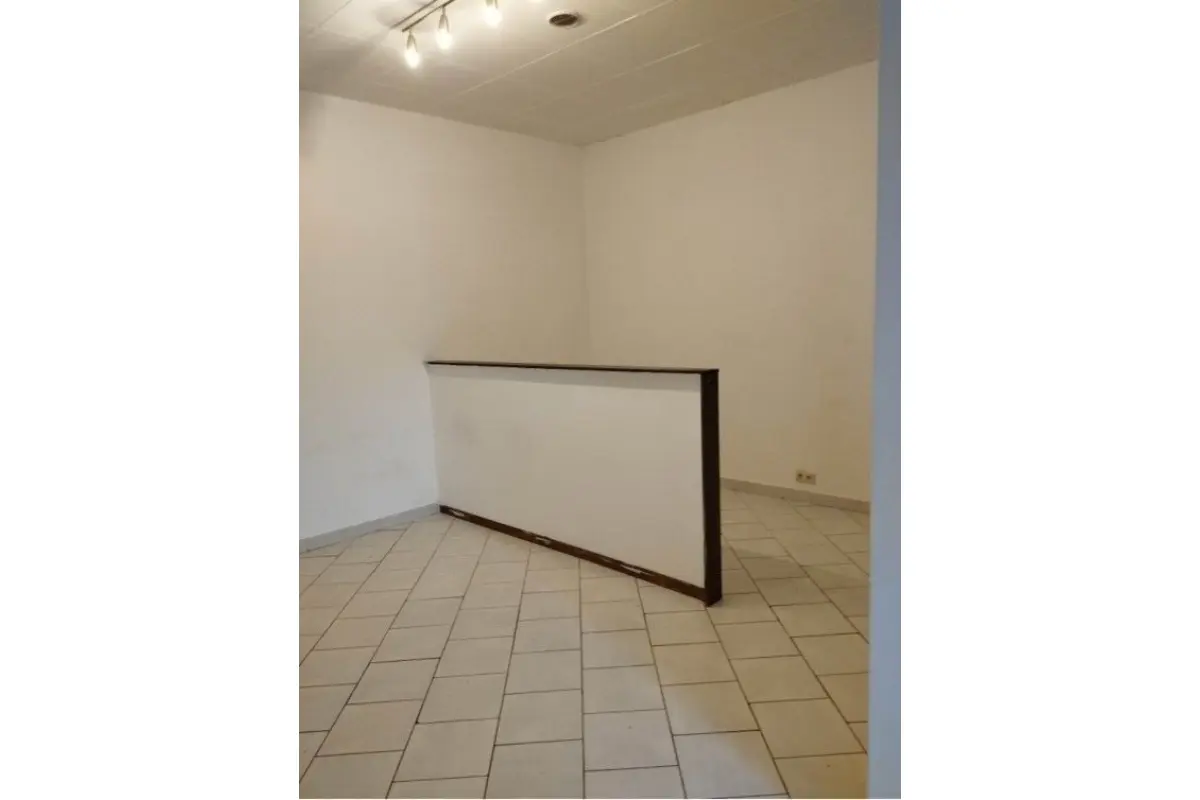 Studio à louer à Herstal 4040 360.00€ 0 chambres 35.00m² - annonce 653069