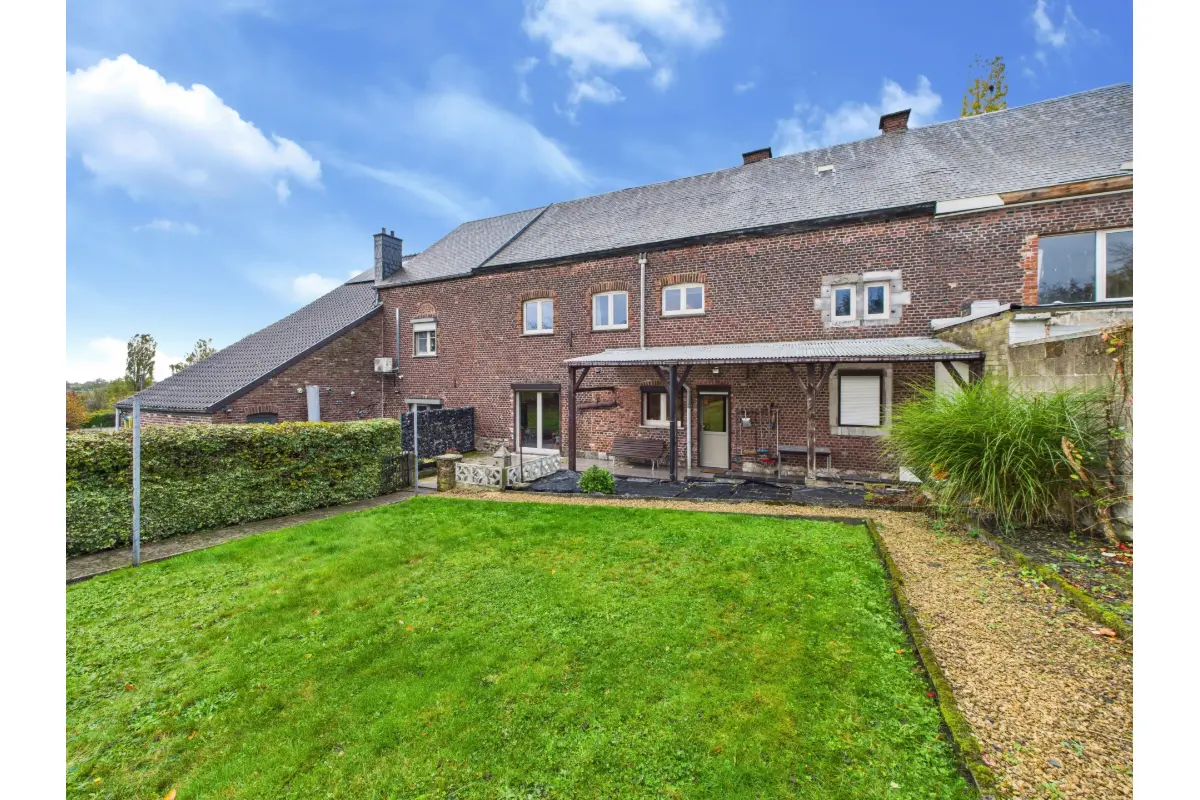 Maison à vendre à Retinne 4621 299000.00€ 4 chambres 253.00m² - annonce 653445