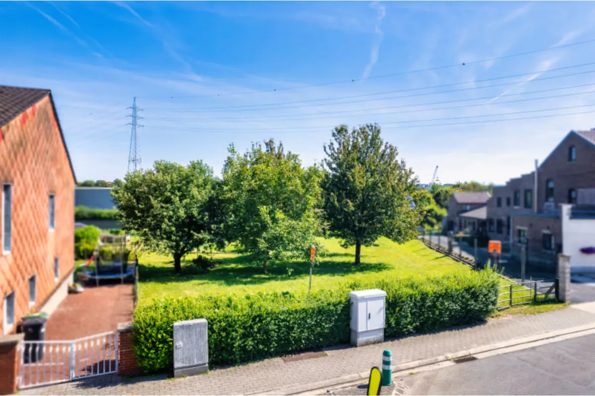 Terrain à bâtir à vendre à Haccourt 4684 94000.00€  chambres m² - annonce 659426