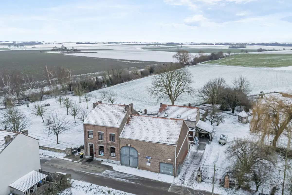 Maison à vendre à Lincent 4287 275000.00€ 3 chambres 327.00m² - annonce 660711