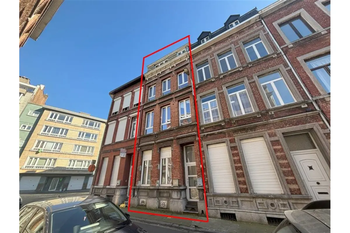 Immeuble de rapport - Immeuble à appartement à vendre à Liège 4000 269000.00€ 4 chambres 265.90m² - annonce 665209