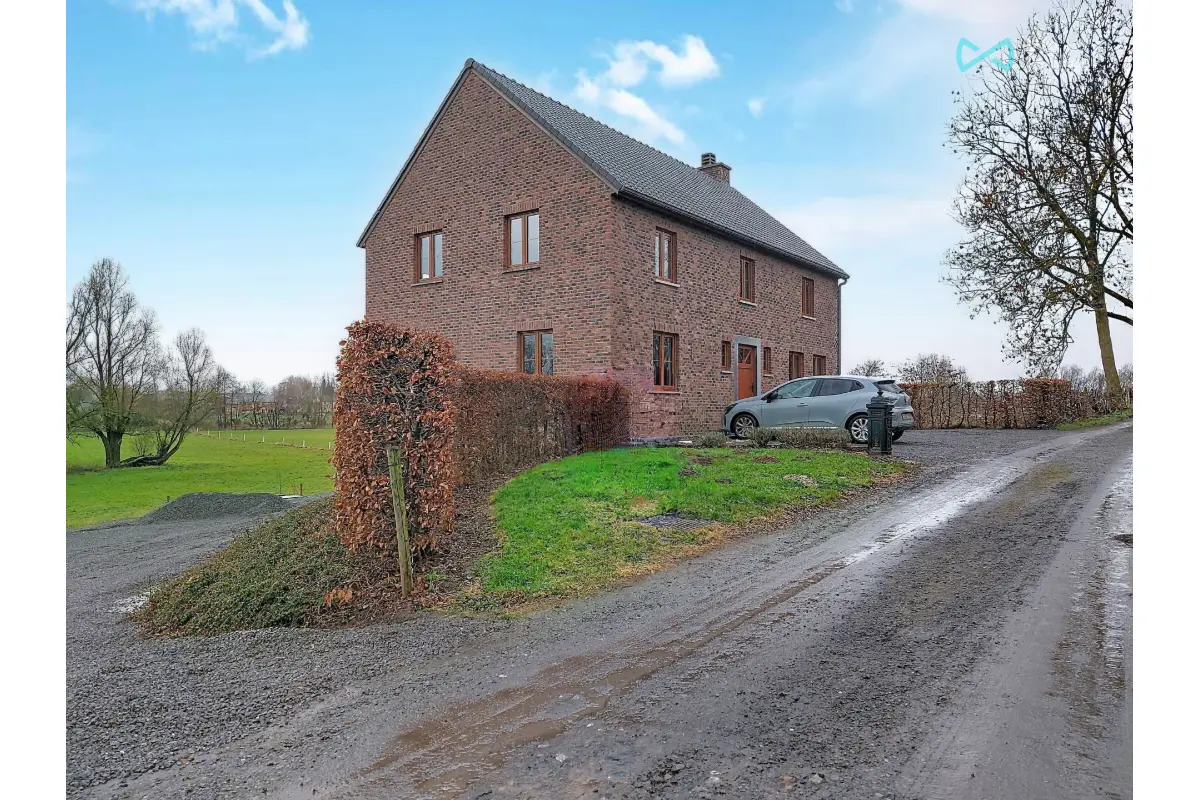 Villa à louer à Ambresin 4219 1400.00€ 4 chambres 180.00m² - annonce 665812