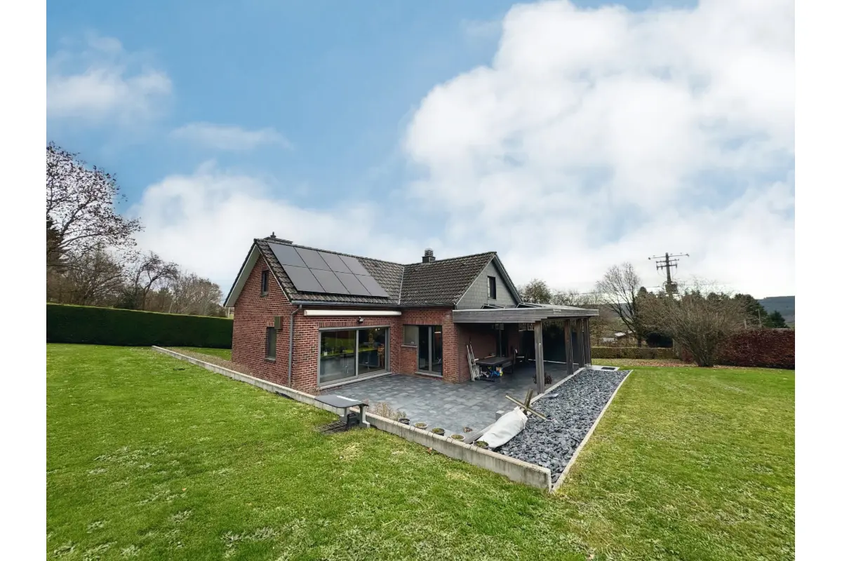 Villa à vendre à Chevron 4987 475000.00€ 3 chambres 145.00m² - annonce 665881