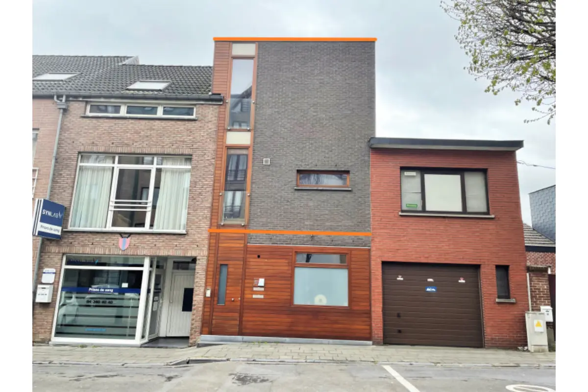 Appartement à louer à Visé 4600 895.00€ 2 chambres 141.00m² - annonce 667182