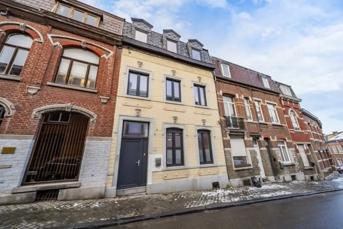 Appartement à louer à Liège 4000 450.00€ 4 chambres m² - annonce 667529