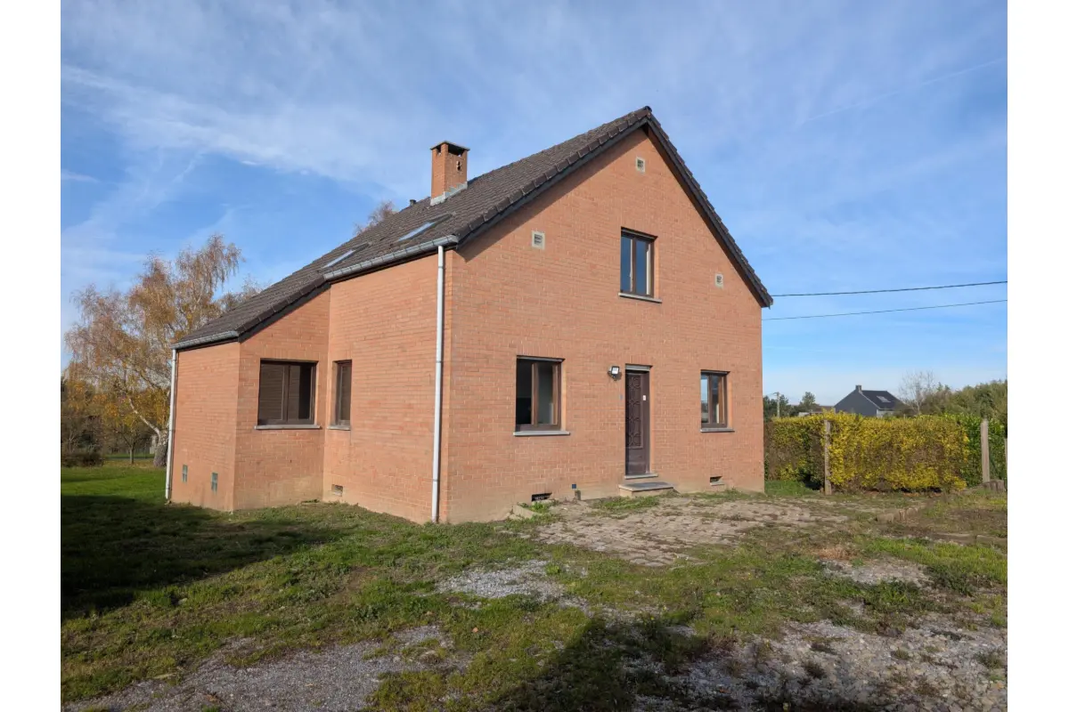 Maison à vendre à Saint-Georges-sur-Meuse 4470 250000.00€ 6 chambres m² - annonce 668250