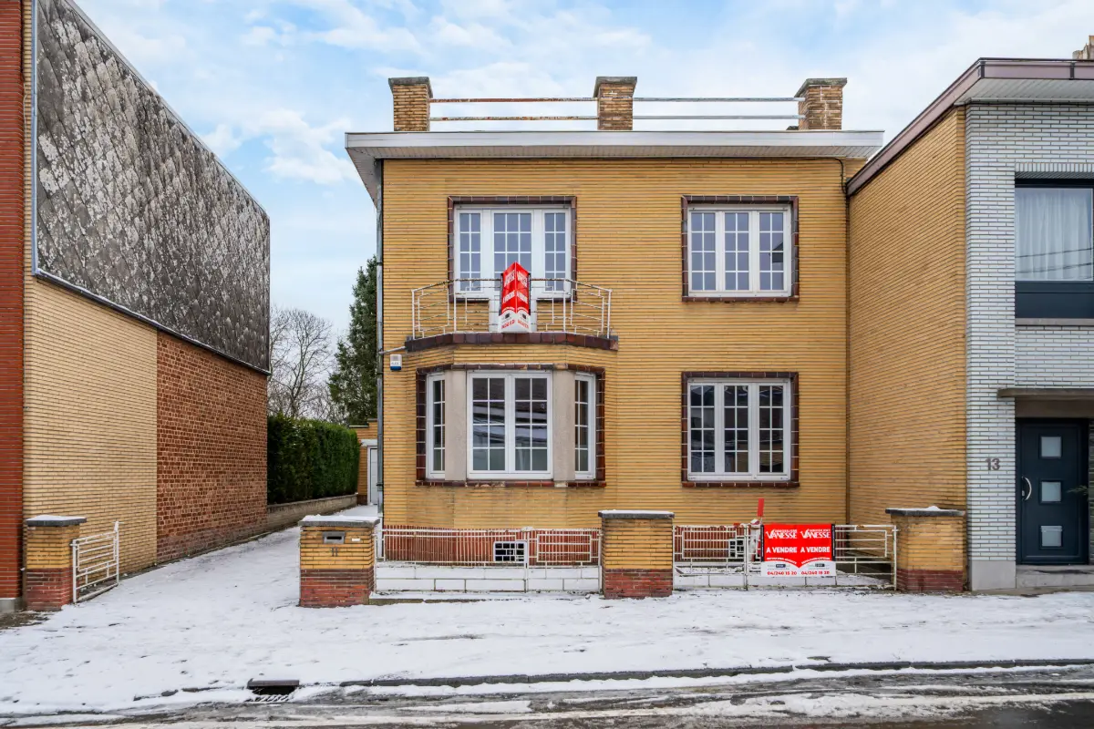 Maison à  à Loncin 4431 289000.00€ 4 chambres 281.00m² - annonce 668891