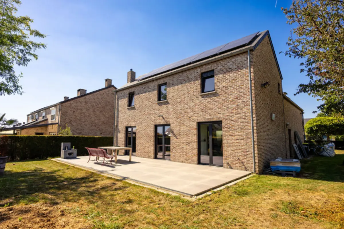 Maison à vendre à Oupeye 4680 665000.00€ 4 chambres 230.00m² - annonce 670440