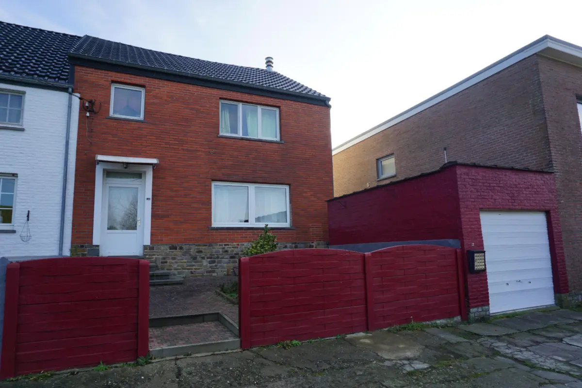 Maison à vendre à Celles 4317 240000.00€ 4 chambres m² - annonce 669528