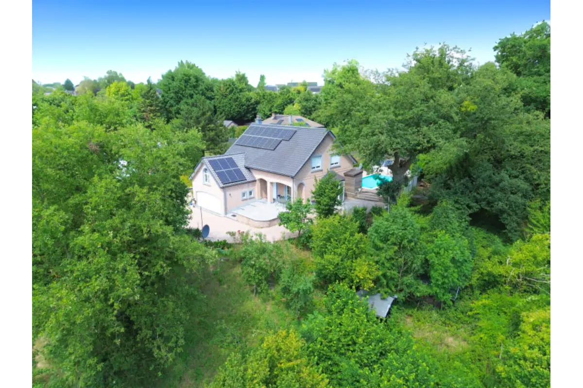 Maison à vendre à Vivegnis 4683 650000.00€ 4 chambres 249.00m² - annonce 671799