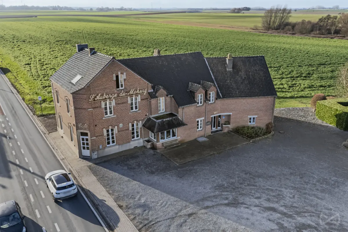 Commerce à vendre à Burdinne 4210 595000.00€  chambres 504.00m² - annonce 671821