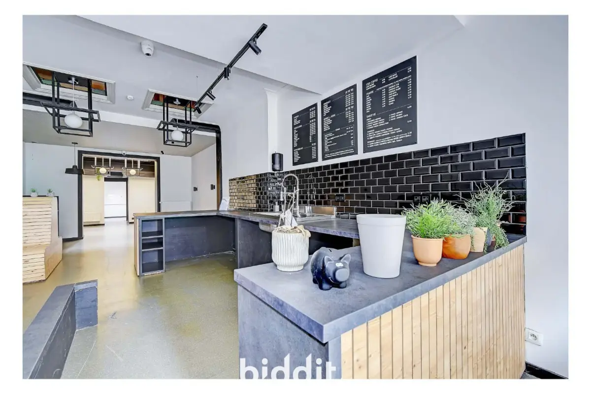 Immeuble de rapport - Immeuble à appartement à vendre à Liège 4000 60000.00€  chambres m² - annonce 672706