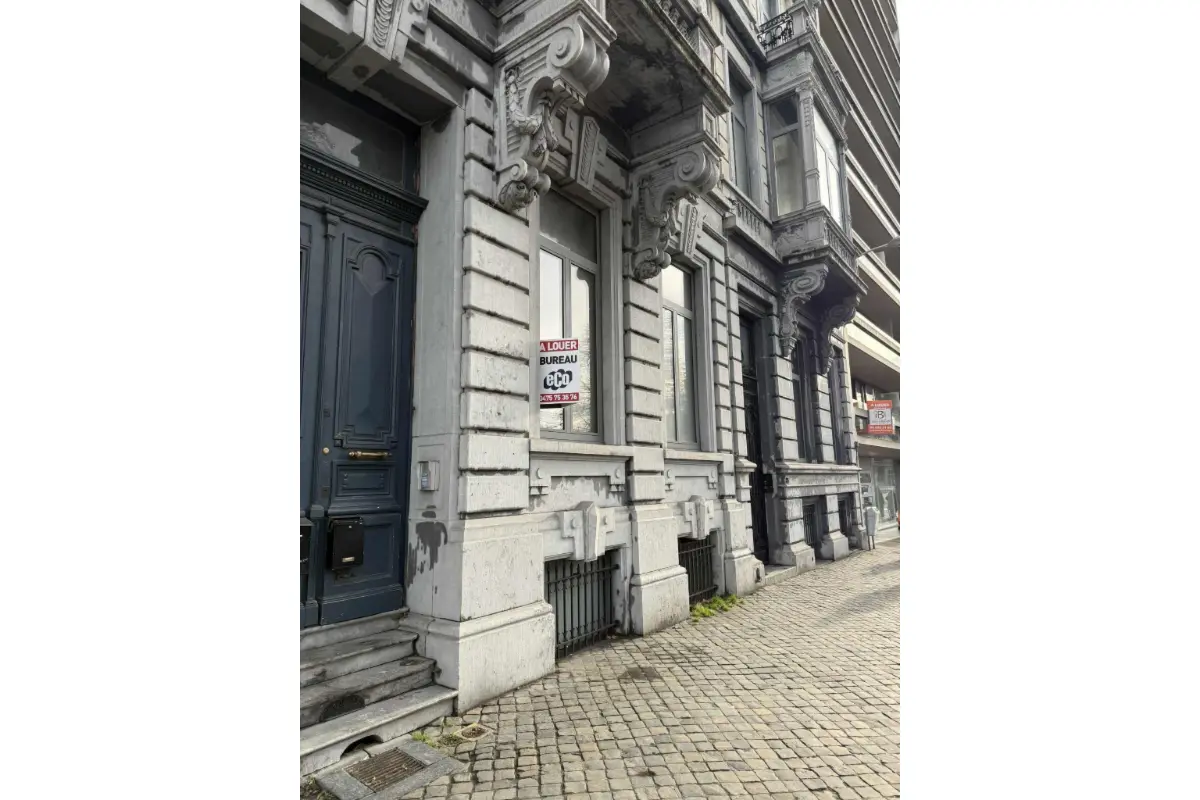 Commerce à louer à Liège 4000 650.00€ 0 chambres m² - annonce 673801