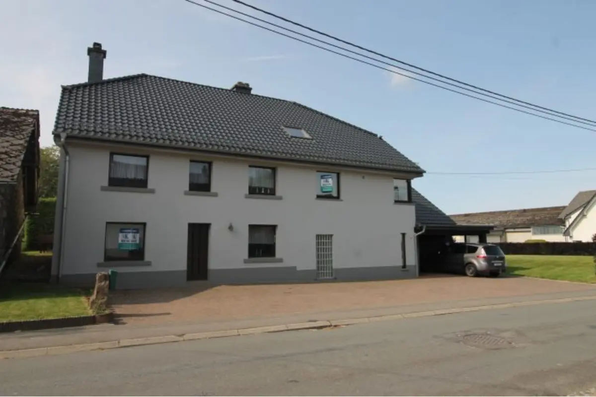 Maison à vendre à Recht 4780 300000.00€ 6 chambres 200.00m² - annonce 676481