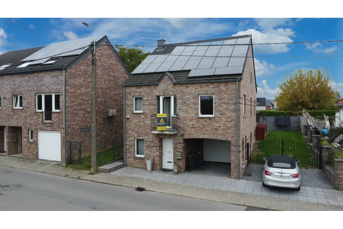 Maison à vendre à Oupeye 4680 299000.00€ 3 chambres 226.00m² - annonce 677616