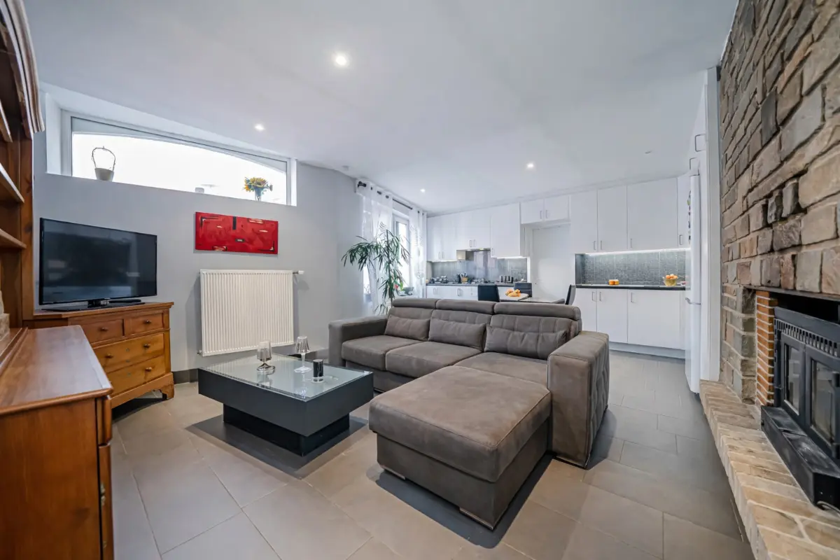 Appartement à vendre à Seraing 4100 110000.00€ 1 chambres 82.00m² - annonce 678135