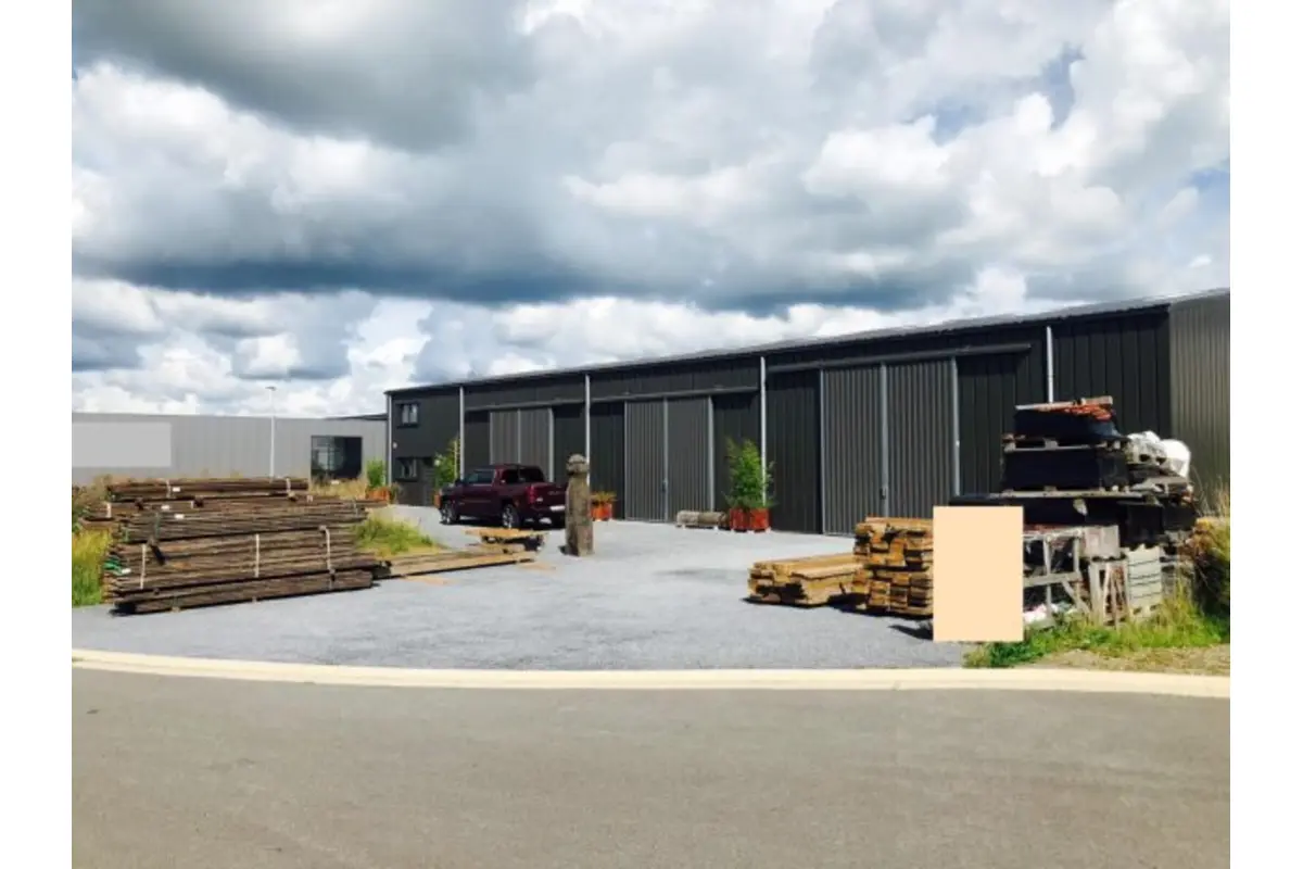 Commerce à louer à Eynatten 4731 900.00€  chambres 160.00m² - annonce 679052