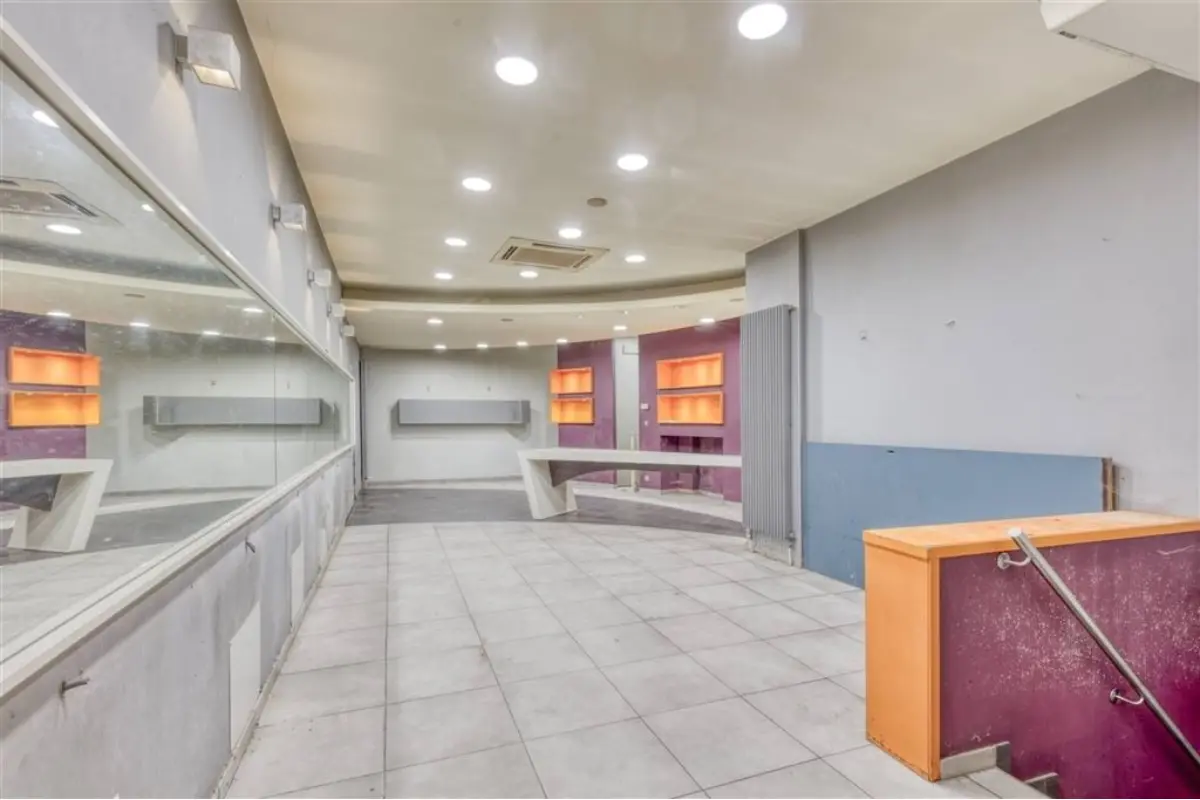 Commerce à louer à Liège 4000 750.00€ 1 chambres 50.00m² - annonce 679179