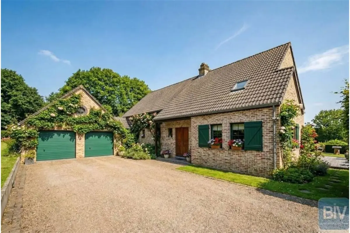 Villa à vendre à Fraipont 4870 0.00€ 4 chambres 270.00m² - annonce 678574