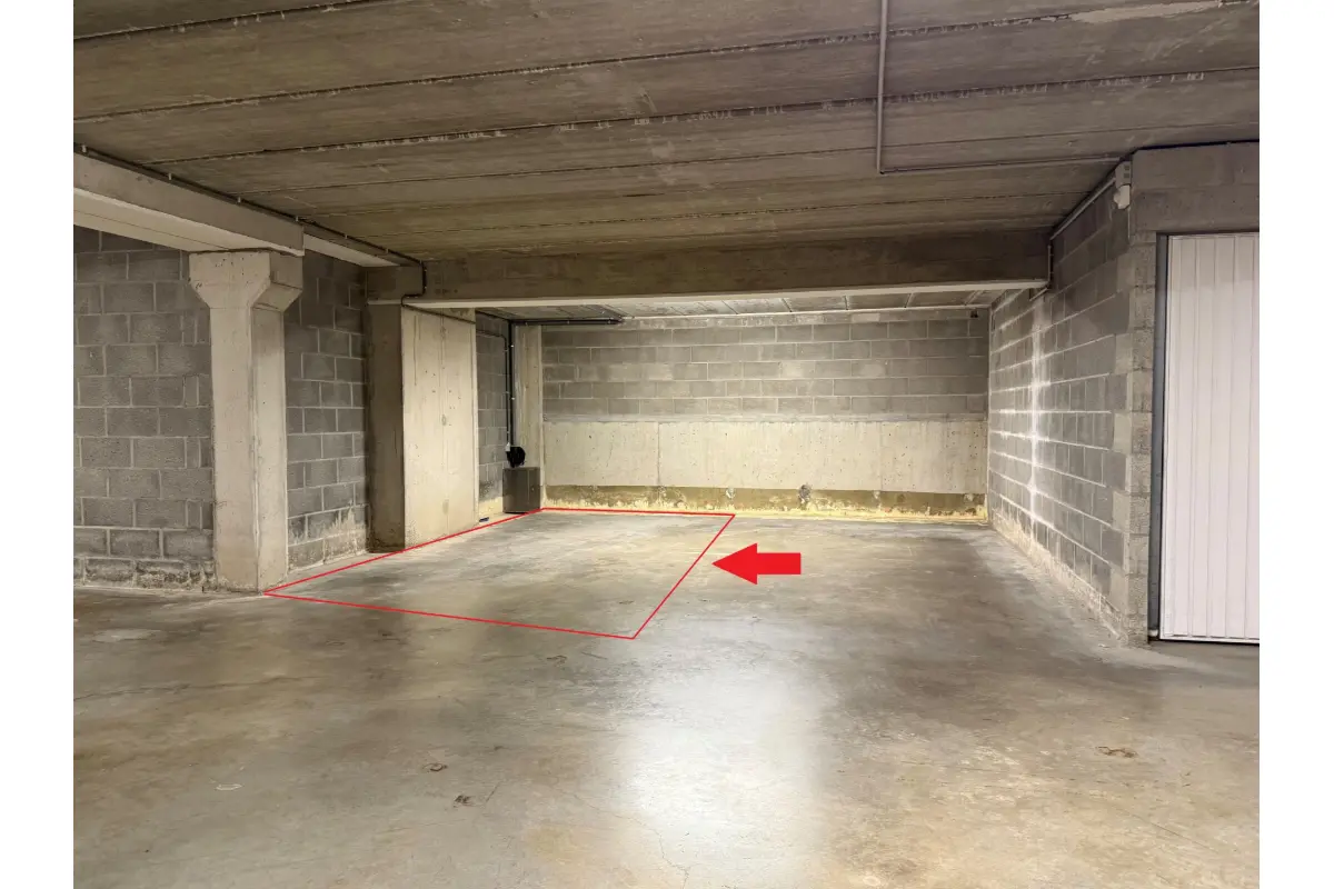 Parking / garage à louer à Huy 4500 75.00€  chambres m² - annonce 680653