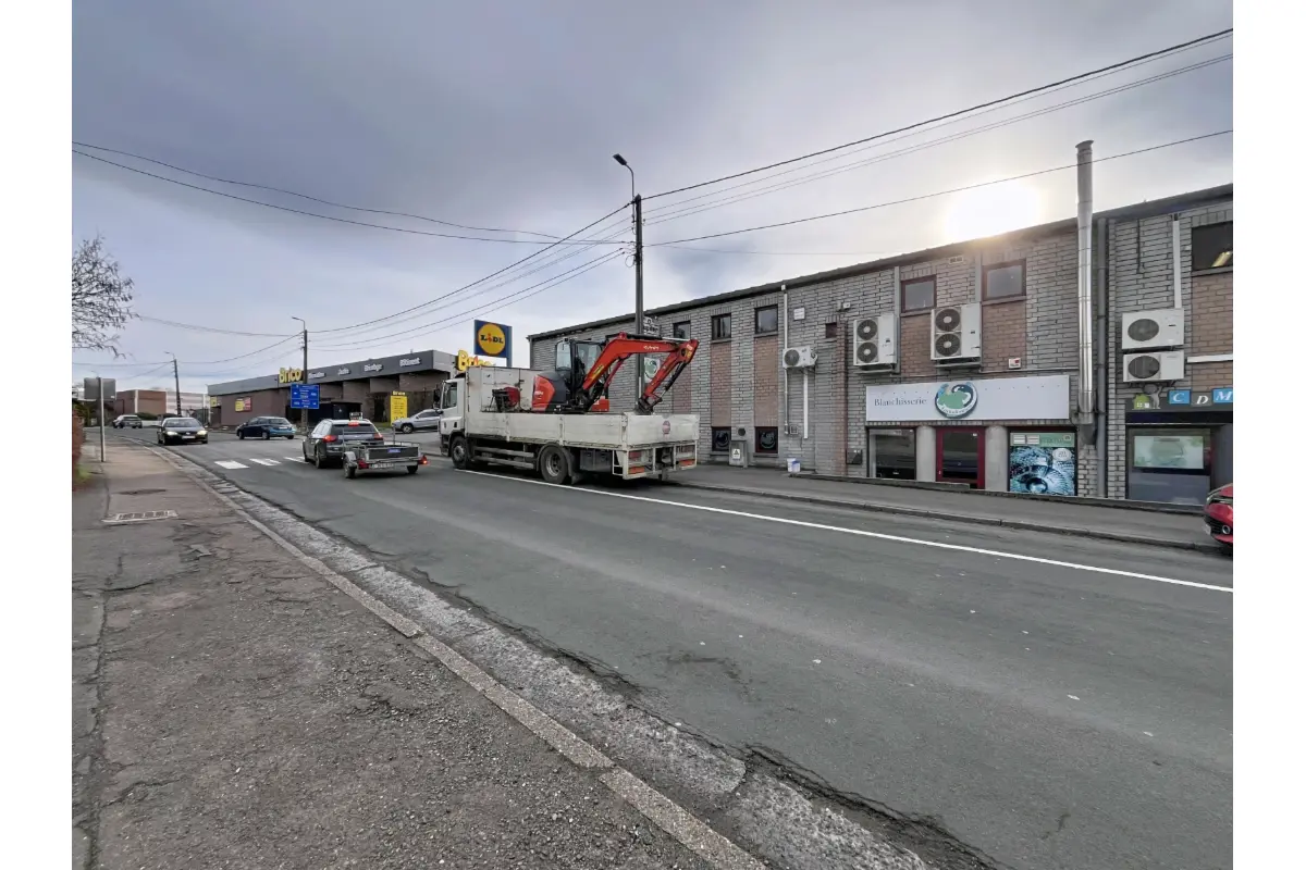 Commerce à vendre à Waremme 4300 149000.00€ 0 chambres 116.00m² - annonce 680848