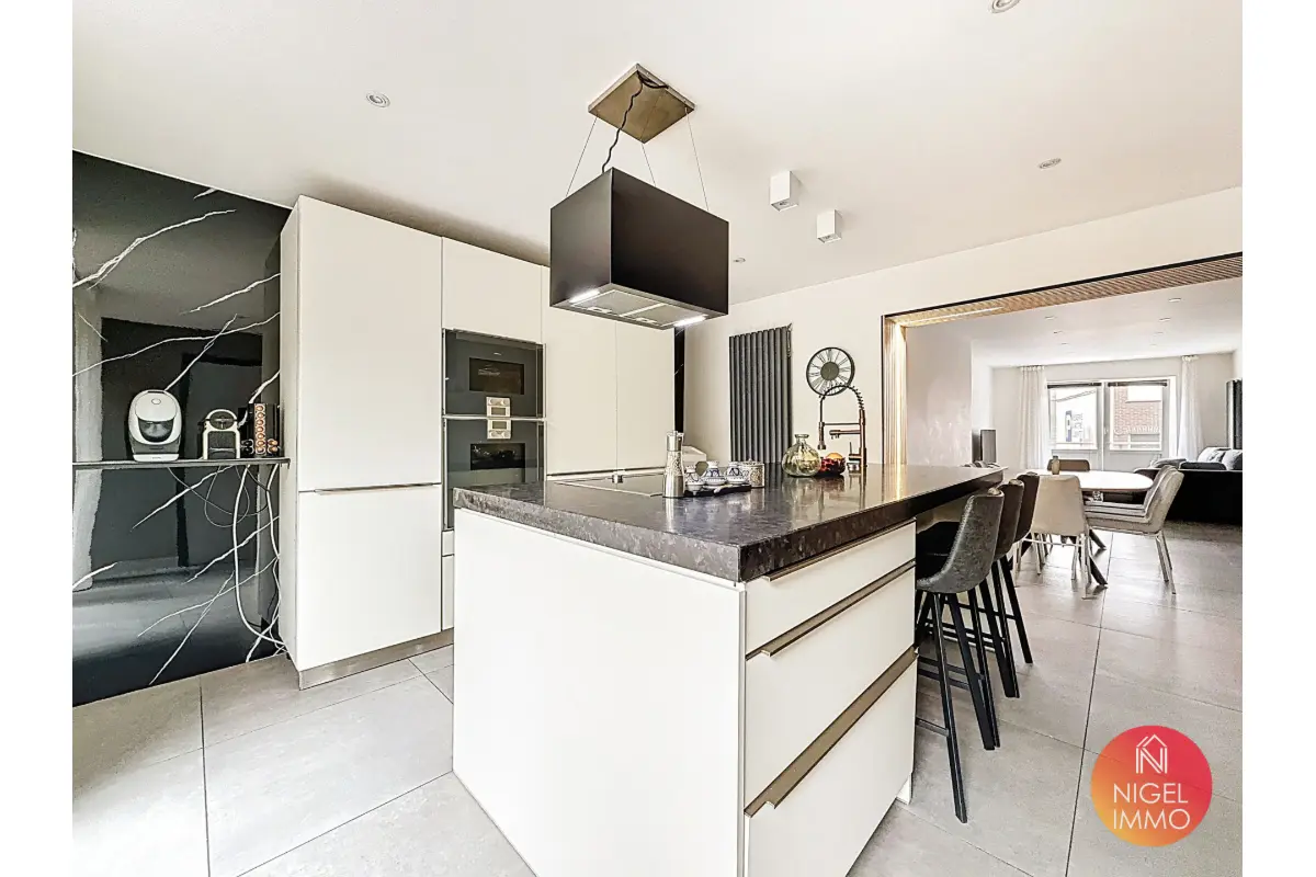 Maison à vendre à Saint-Nicolas 4420 249000.00€ 3 chambres 171.00m² - annonce 683251