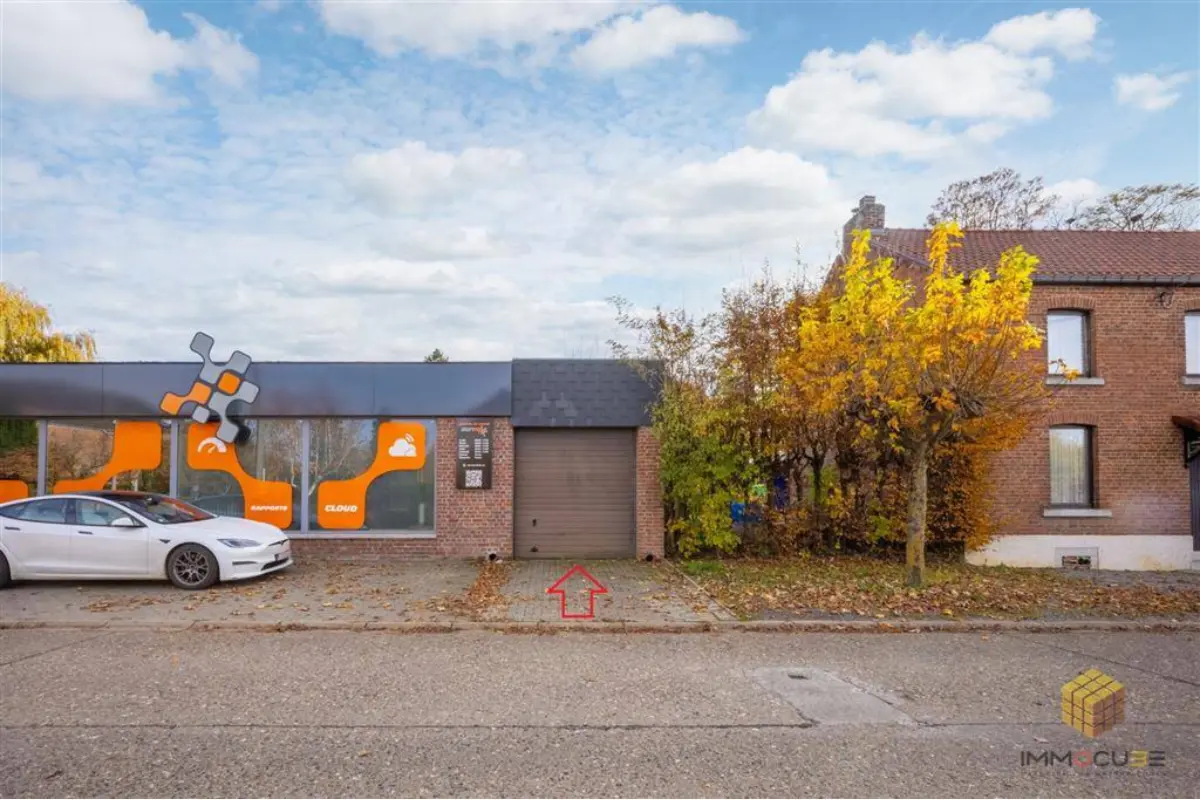 Commerce à louer à Faimes 4317 750.00€  chambres 175.00m² - annonce 684253