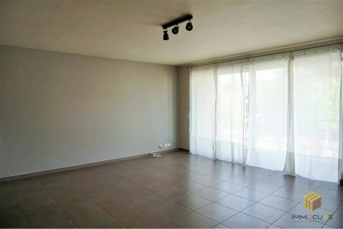 Appartement à louer à Waremme 4300 900.00€ 2 chambres 93.00m² - annonce 684691