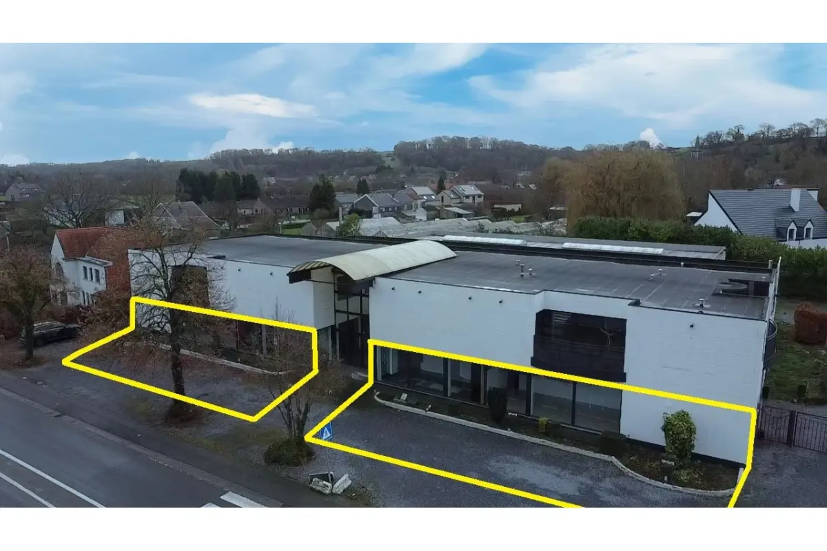 Commerce à louer à Bassenge 4690 3000.00€  chambres 563.00m² - annonce 685107