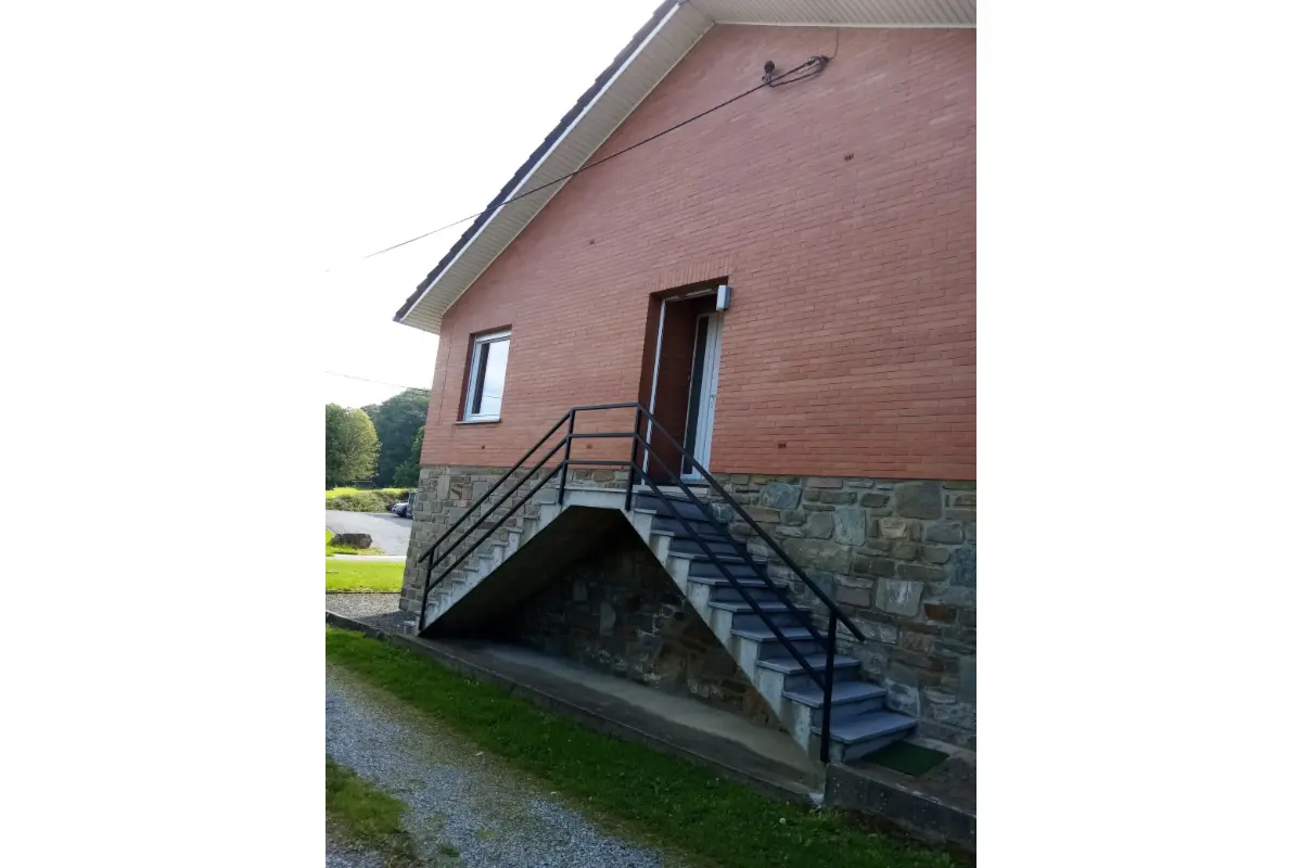 Maison à louer à Sprimont 4140 950.00€ 3 chambres 120.00m² - annonce 685470