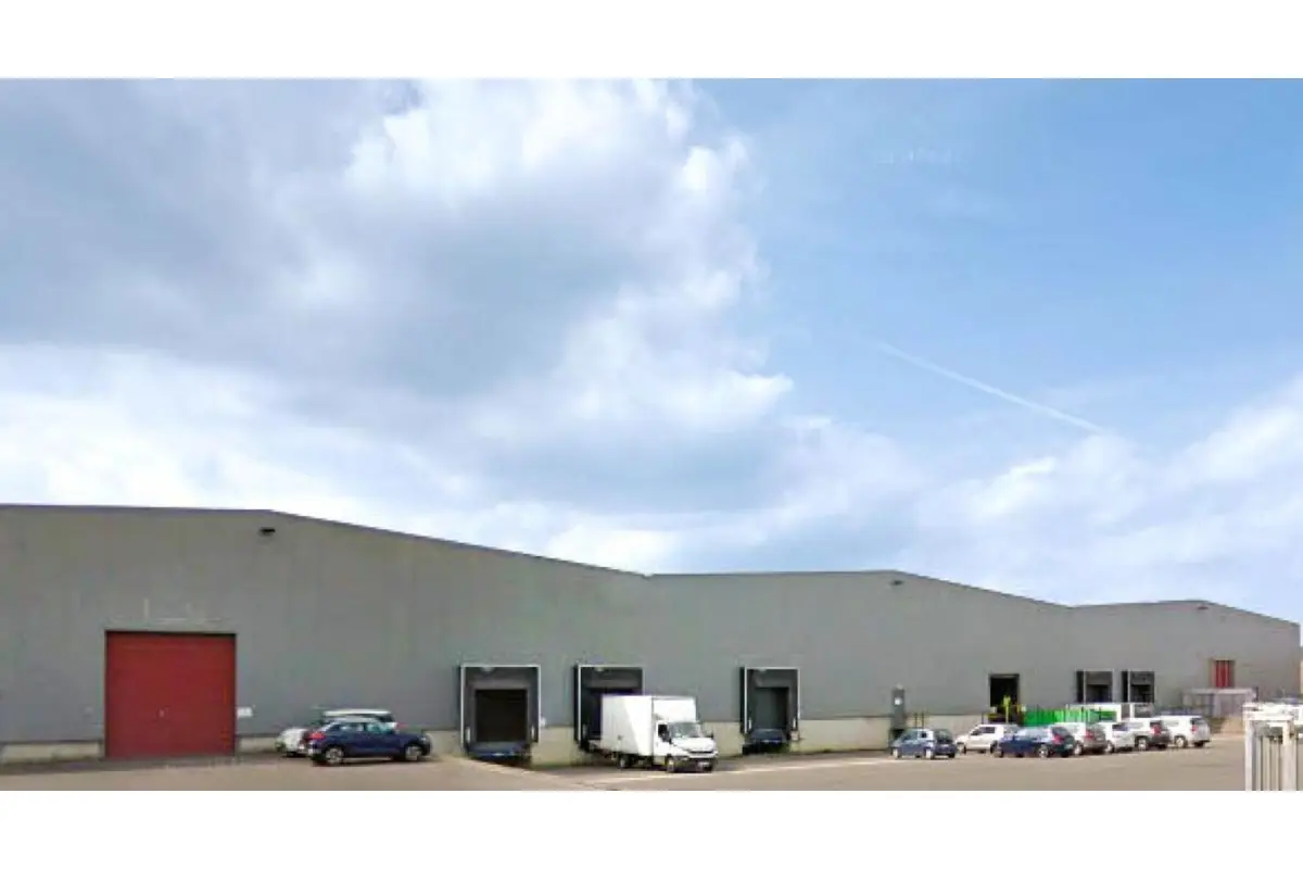 Commerce à louer à Herstal 4040 16250.00€  chambres 3250.00m² - annonce 685988