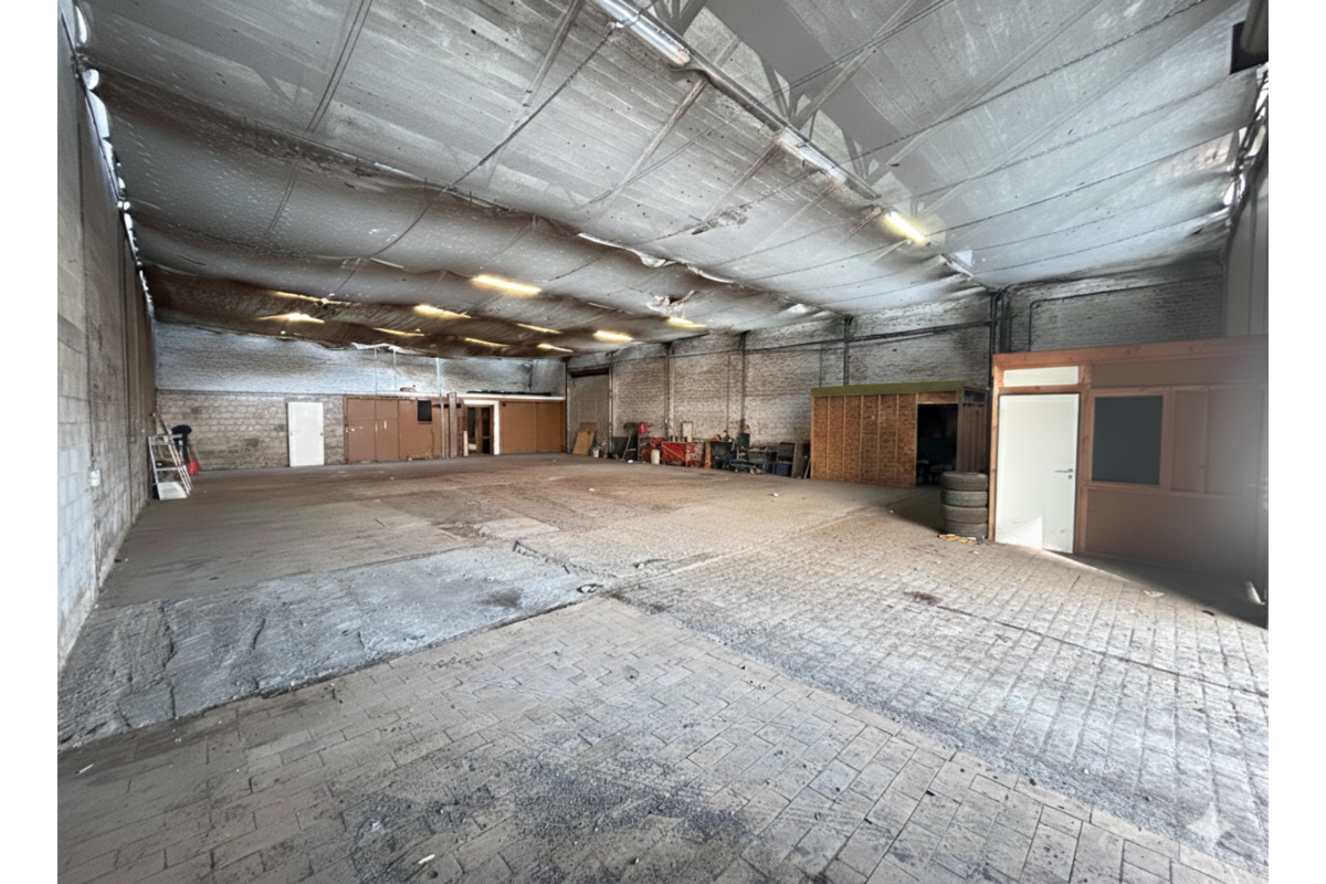 Commerce à  à Verviers 4800 260000.00€  chambres 520.00m² - annonce 686847