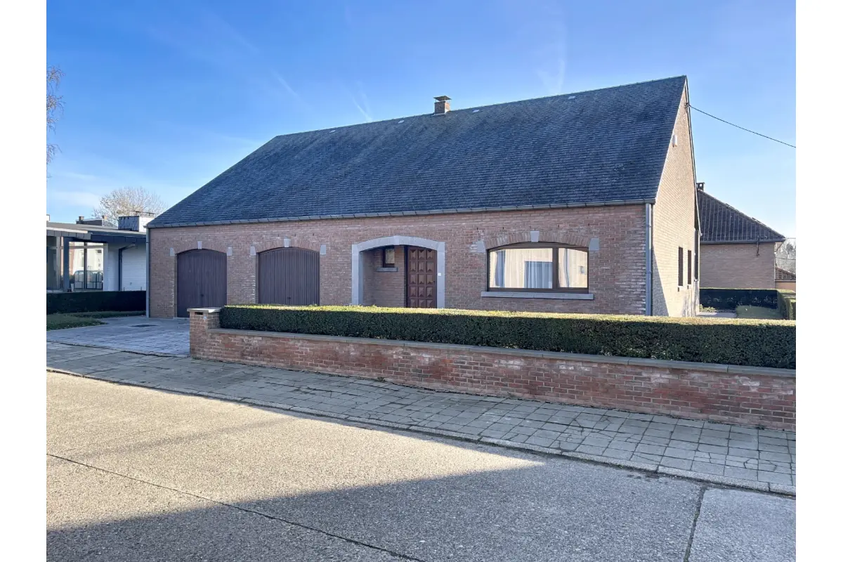 Maison à vendre à Saint-Georges-sur-Meuse 4470 349000.00€ 2 chambres 122.50m² - annonce 688456