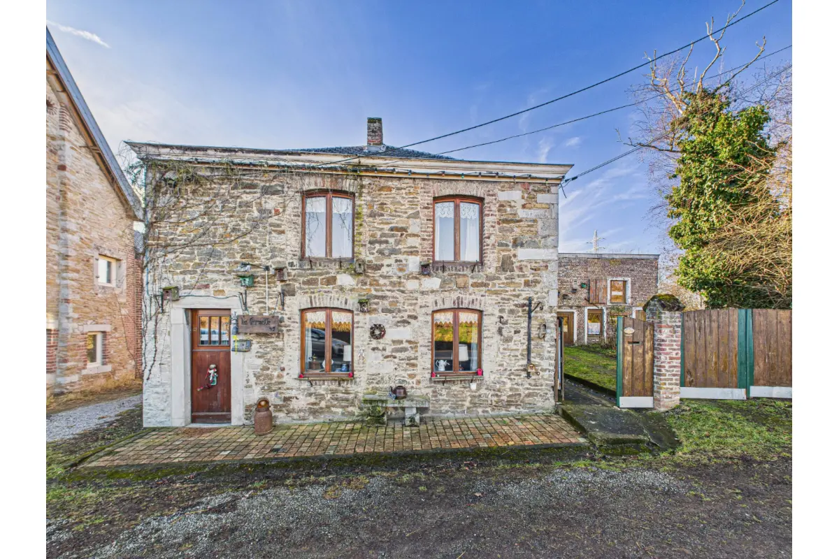 Bungalow à vendre à Cornesse 4860 90000.00€ 5 chambres 139.00m² - annonce 689205