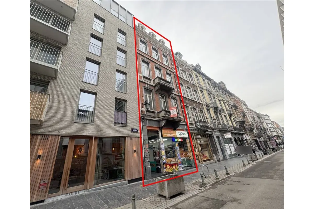Immeuble de rapport - Immeuble à appartement à vendre à Liège 4000 585000.00€ 4 chambres 381.00m² - annonce 690480