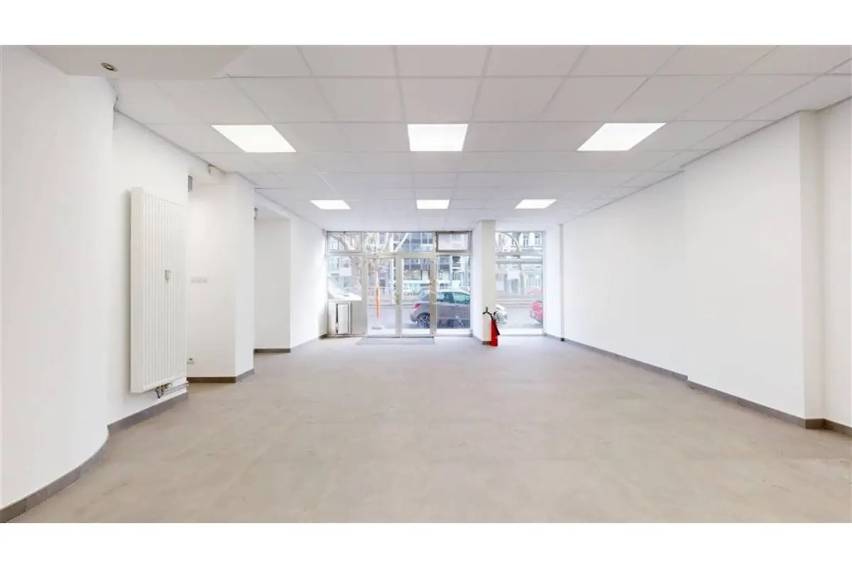 Commerce à louer à Liège 4000 800.00€  chambres m² - annonce 690594