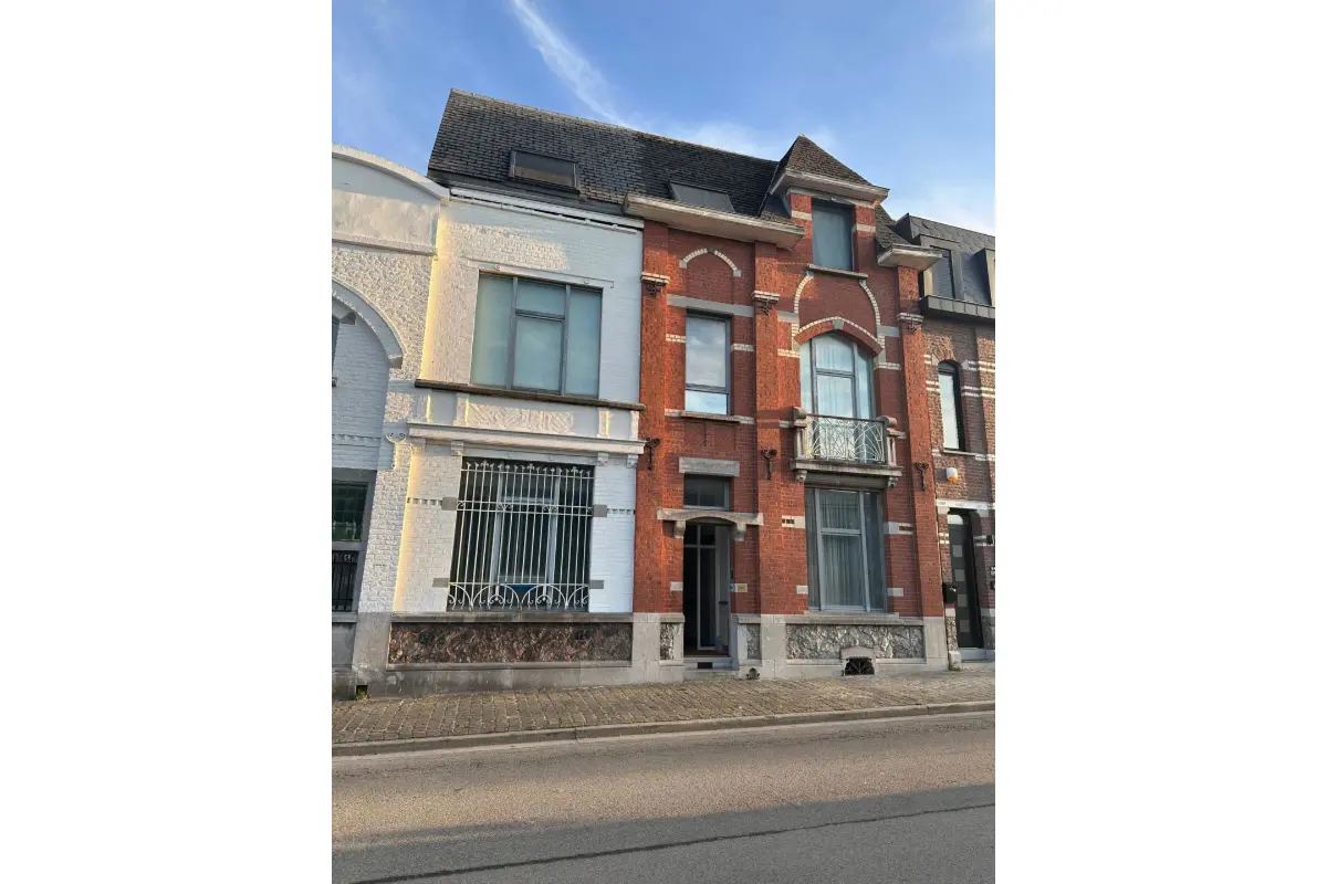 Maison à vendre à Ans 4430 450000.00€ 5 chambres 355.00m² - annonce 692935